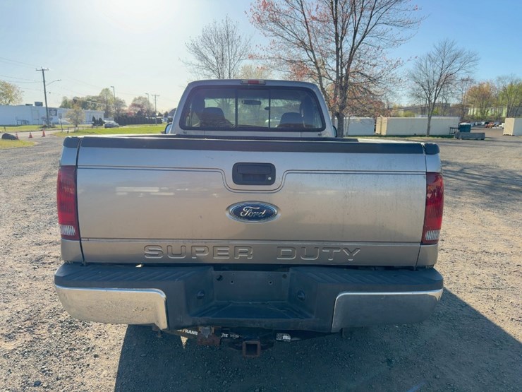 2005-ford-f350-xl-image-4