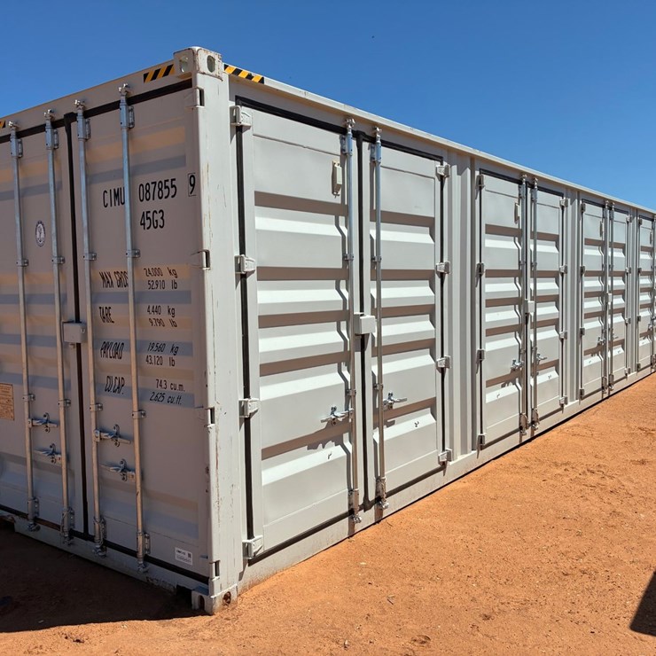 #T8494 • 40' Container