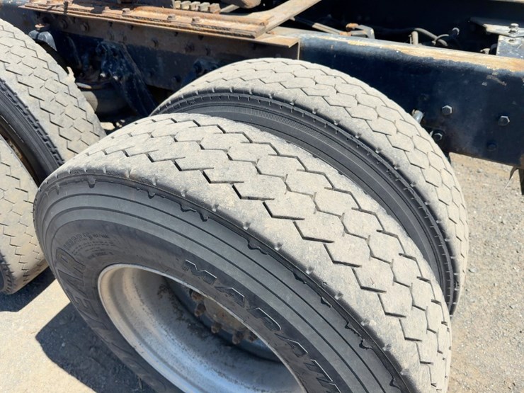 2000-kenworth-t800-image-19
