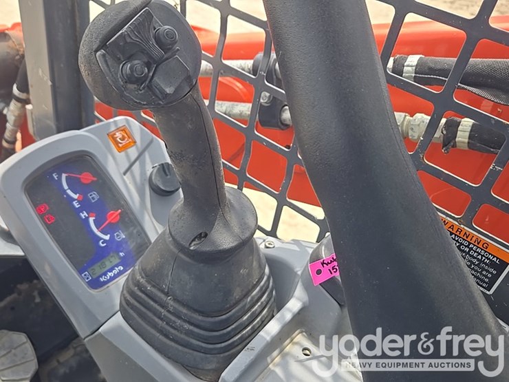 2021-kubota-svl65-2-image-59