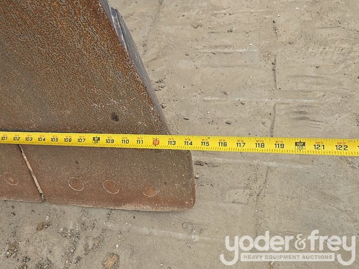 2019-deere-450k-lgp-image-21