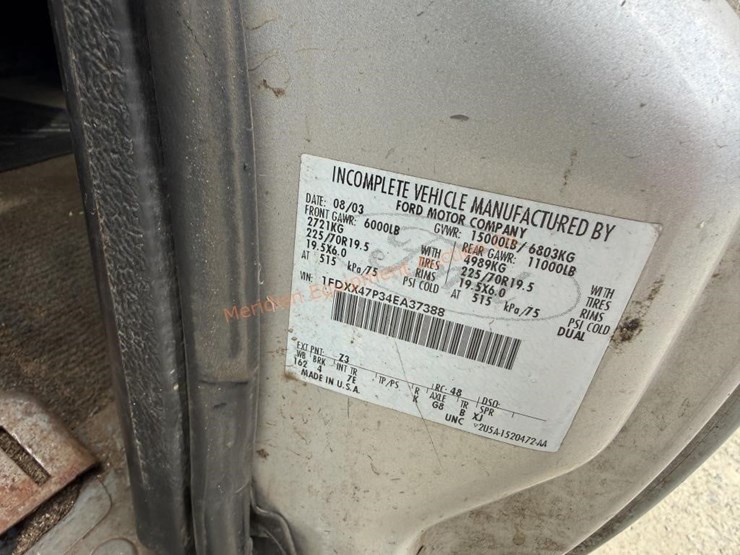 2004-ford-f450-lariat-image-25