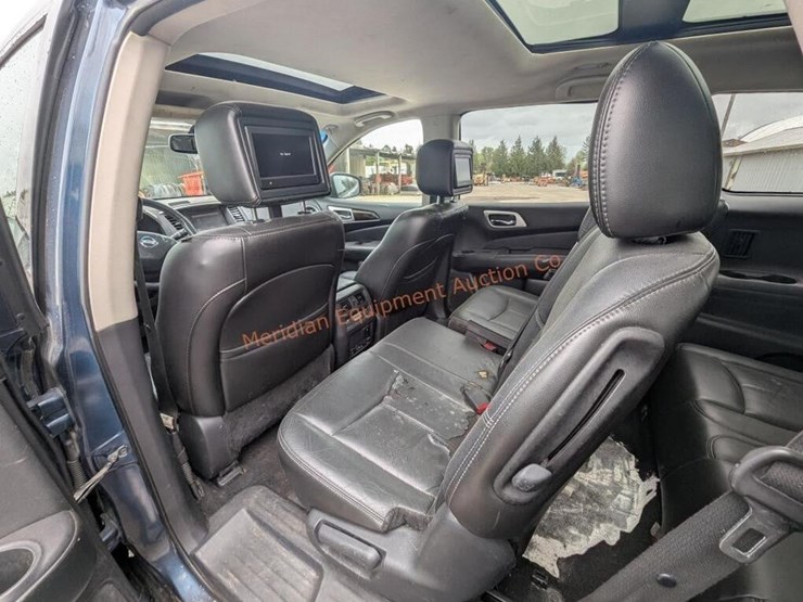 2014-nissan-pathfinder-image-31