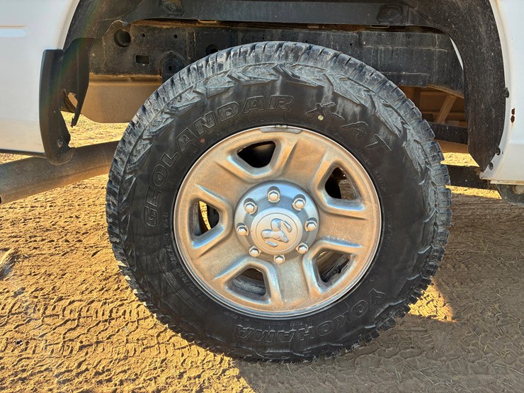 2018-dodge-ram-2500-image-13