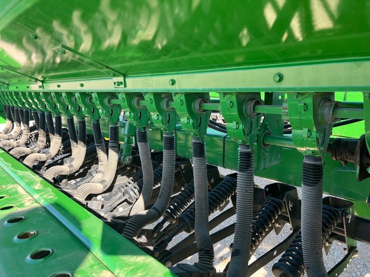 2014-john-deere-455-image-28