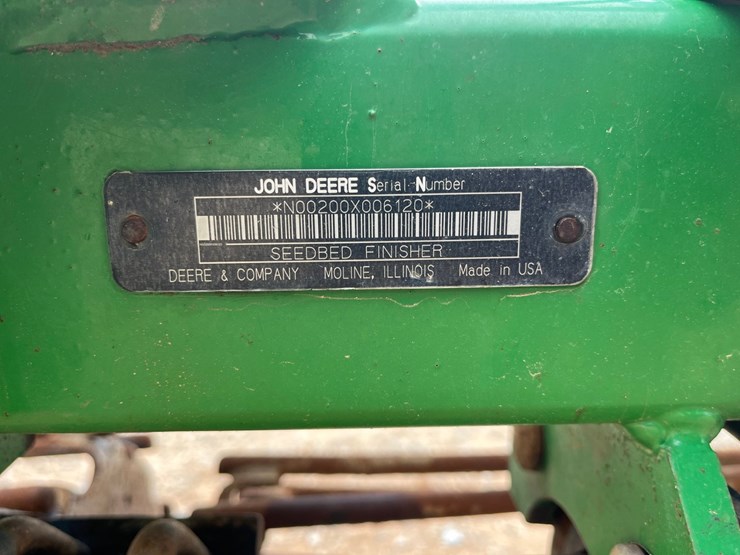 2008-john-deere-200-image-15