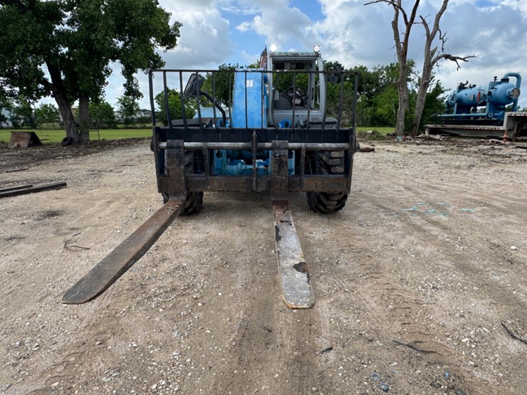 2014-genie-gth1544-image-3