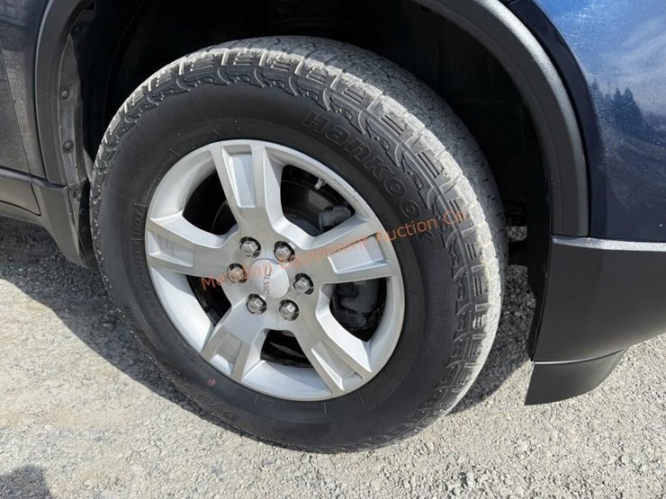 2016-gmc-acadia-slt-image-10