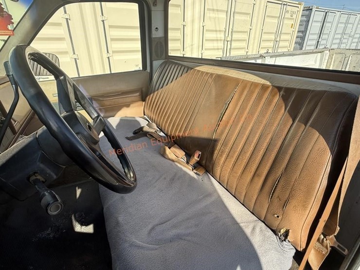 1989-chevrolet-2500-image-28