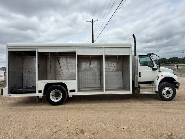 2020-international-mv607-image-8