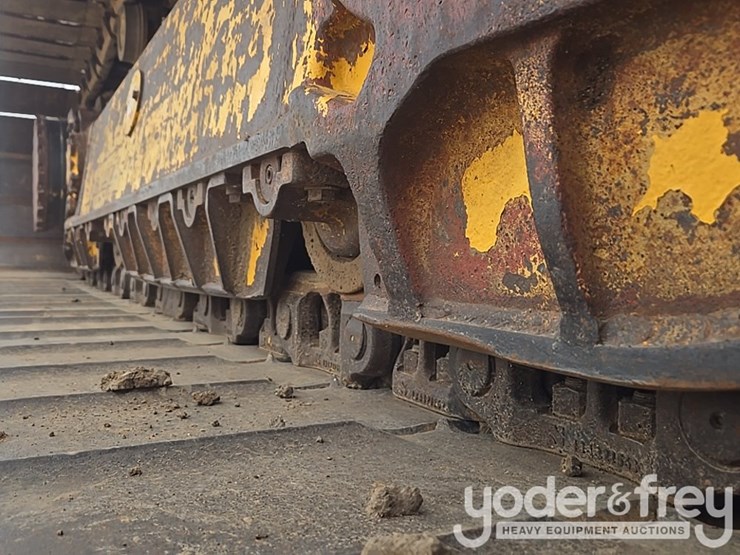 2022-komatsu-d61px-24-image-19