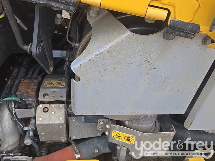 2019-komatsu-d65px-18-image-60