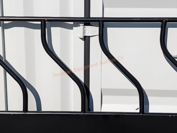 10'-livestock-panel-feed-panel-image-6