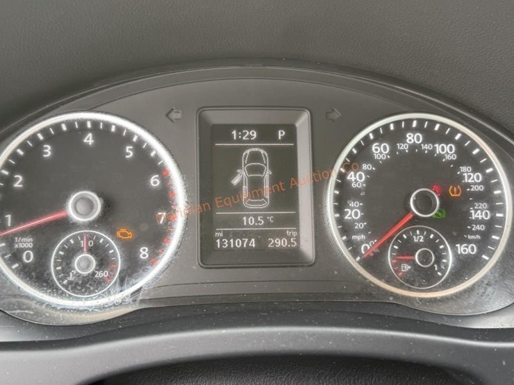 2016-volkswagen-tiguan-image-34