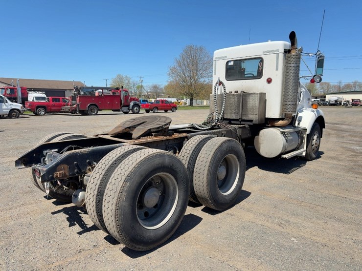 2000-kenworth-t800-image-5