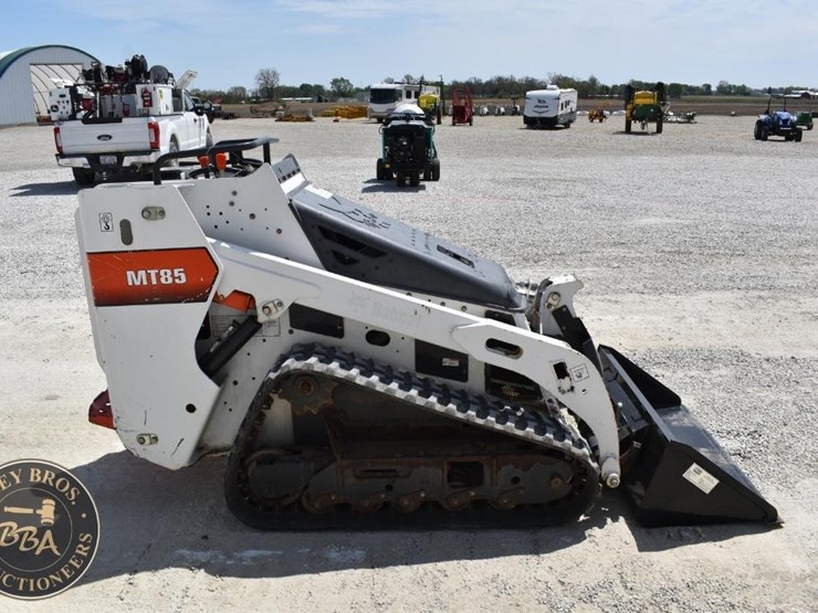 2019-bobcat-mt85-image-7