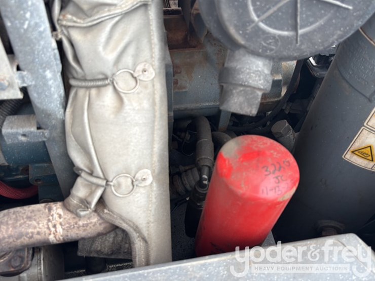 2018-atlas-copco-xas185kd7-image-23