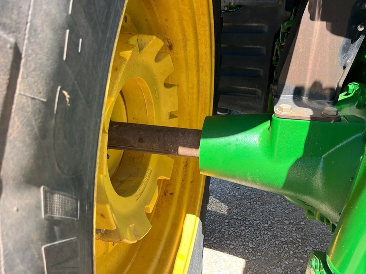 2011-john-deere-7200r-image-18