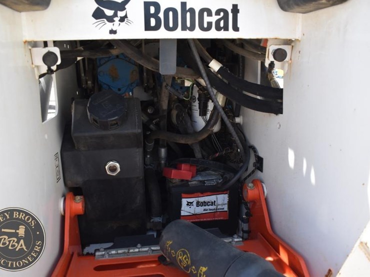 2019-bobcat-mt85-image-13
