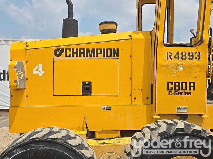 2000-champion-c80a-image-35