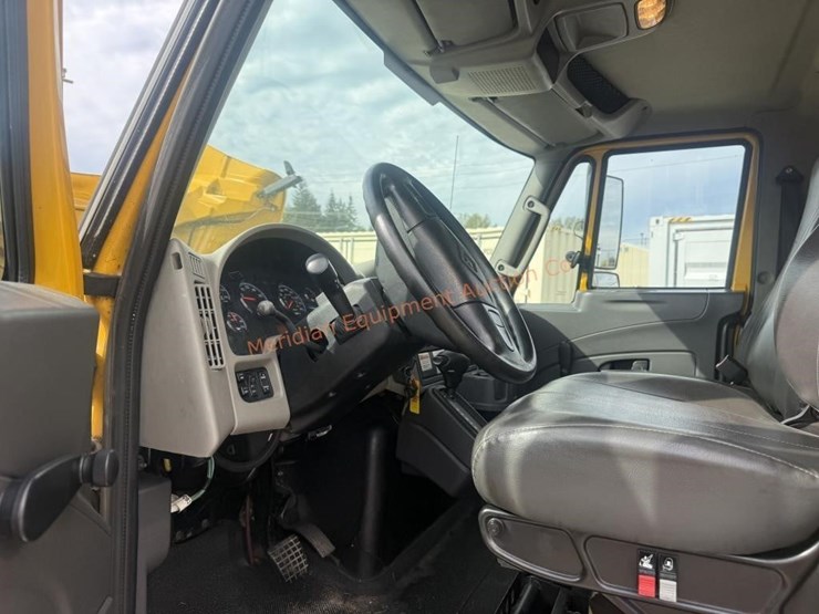 2012-international-4000-image-47