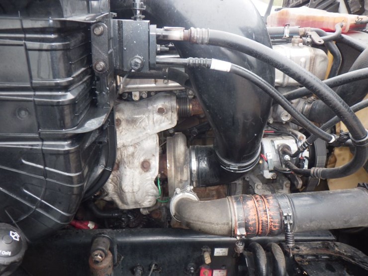 2017-freightliner-cascadia-125-image-27