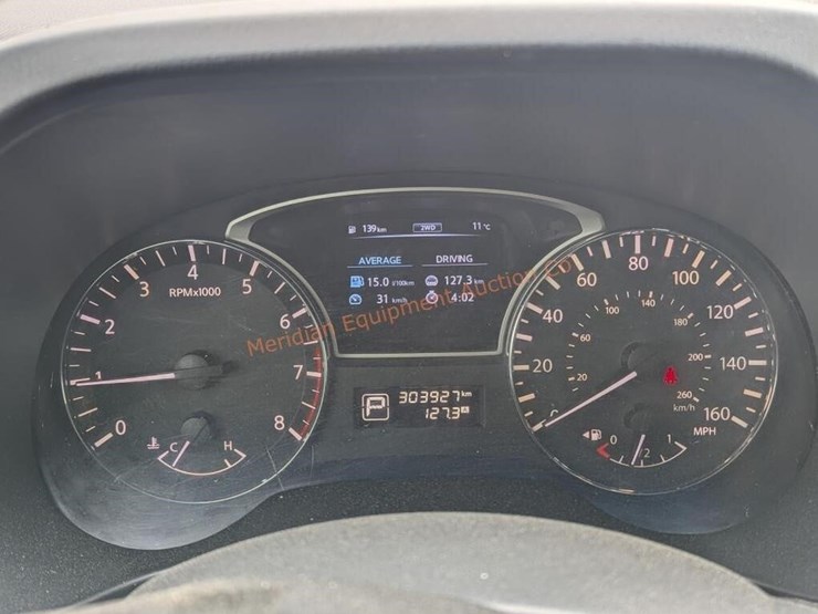 2014-nissan-pathfinder-image-40