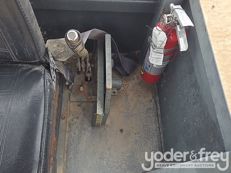 2004-volvo-g80-image-44