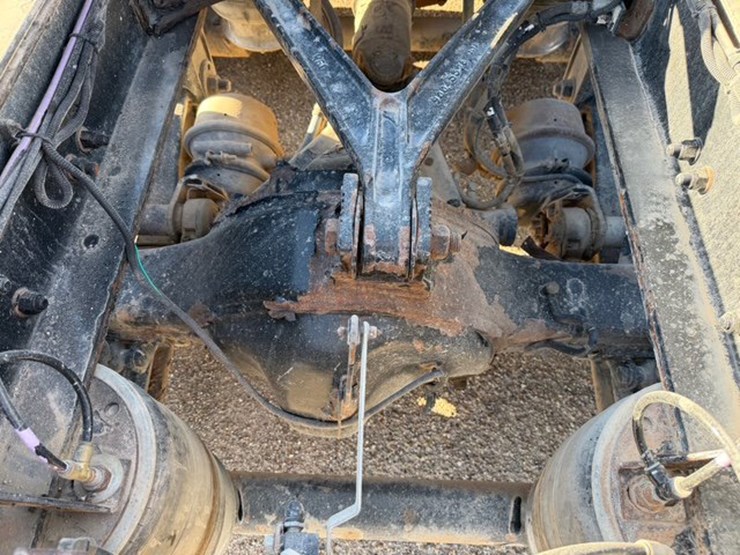 2014-kenworth-t800-image-8