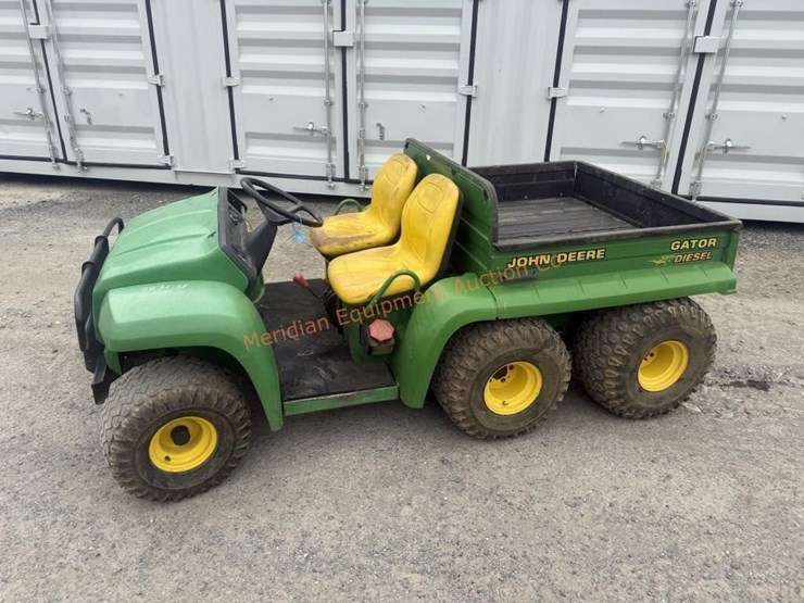 john-deere-gator-image-4