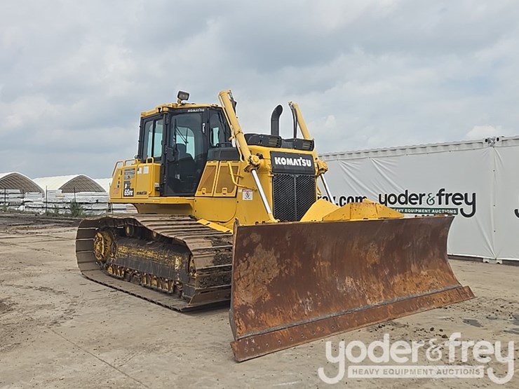 2019-komatsu-d65px-18-image-7
