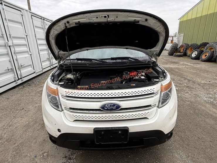 ford-explorer-limited-image-25