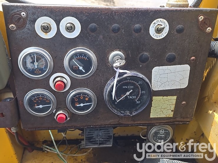 2000-champion-c80a-image-49