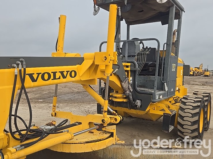 2004-volvo-g80-image-22