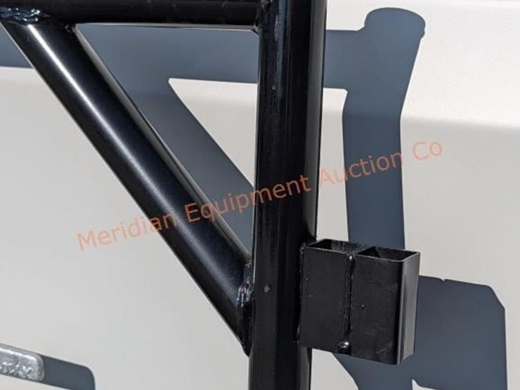 10'-livestock-panel-feed-panel-image-3