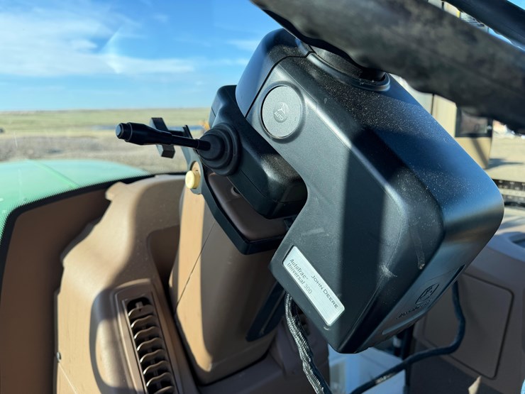 john-deere-9220-image-3