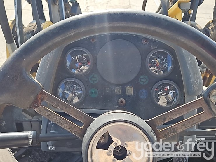 caterpillar-it28g-image-30