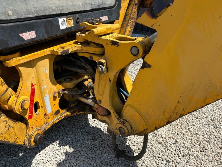 john-deere-310d-image-18