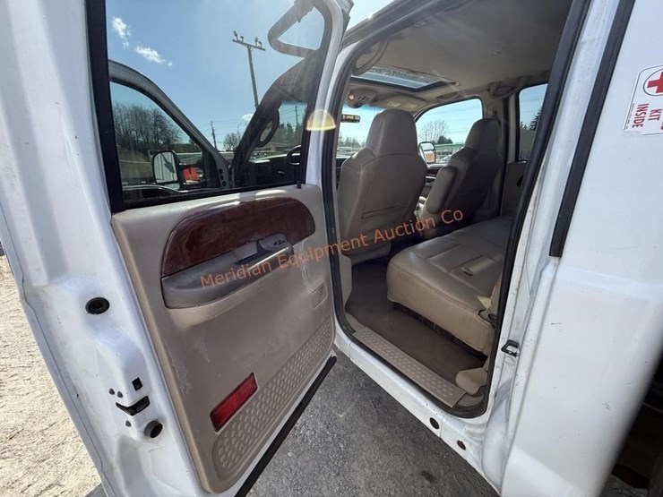 2003-ford-f350-image-27