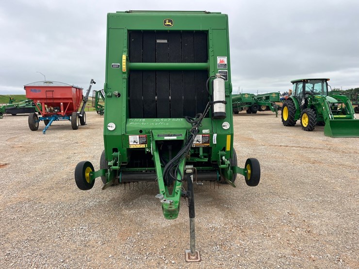 2010-john-deere-468-image-5