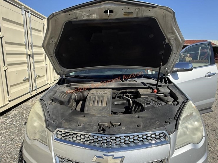 2010-chevrolet-equinox-lt-image-14