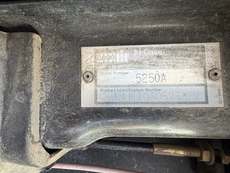 case-ih-5250-image-3
