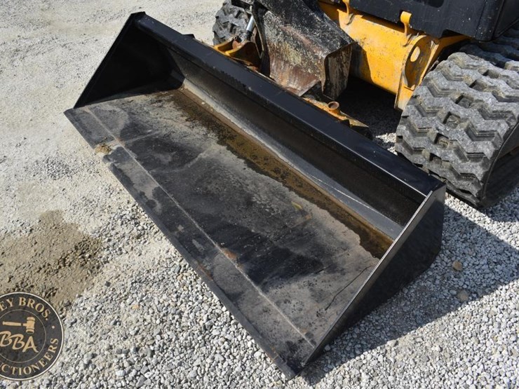 2020-jcb-3ts-8t-image-12