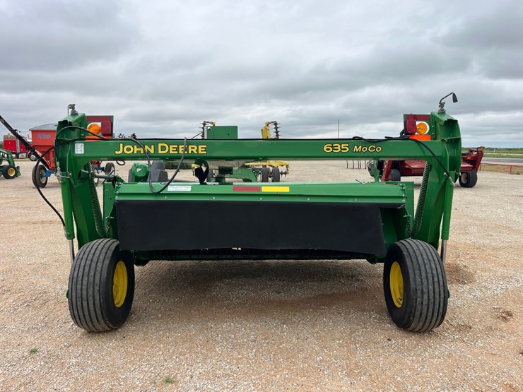 2016-john-deere-635-image-11