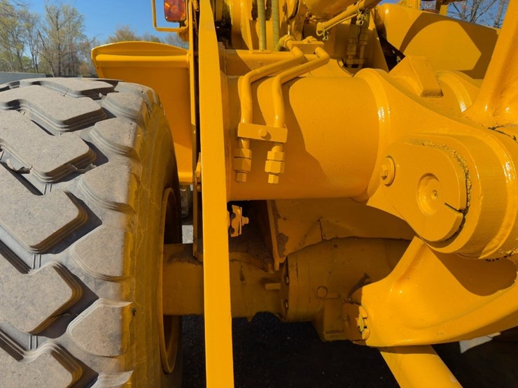 1989-deere-644e-image-12