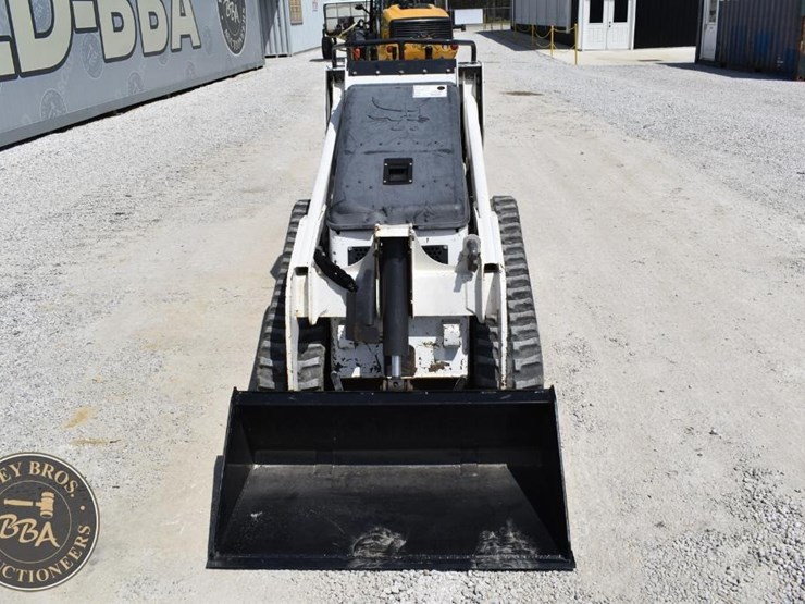 2019-bobcat-mt85-image-9