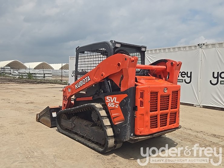 2021-kubota-svl65-2-image-3