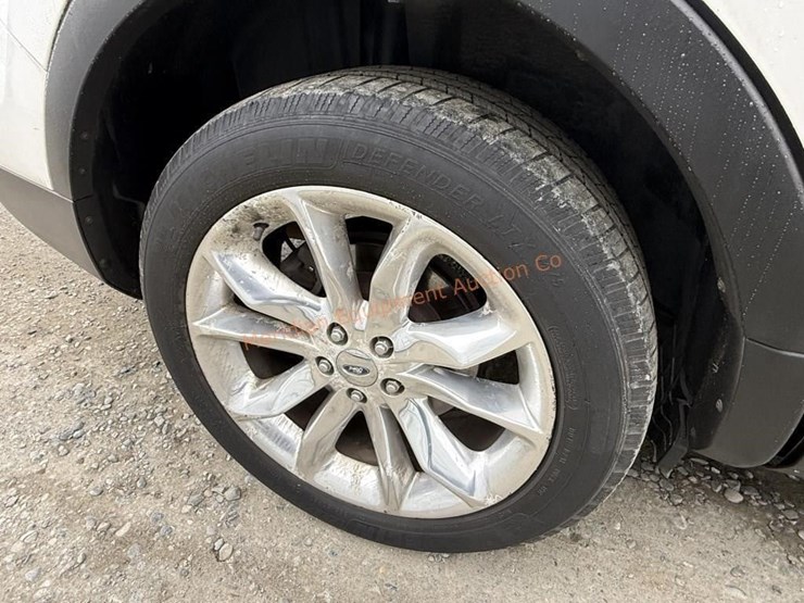 ford-explorer-limited-image-21