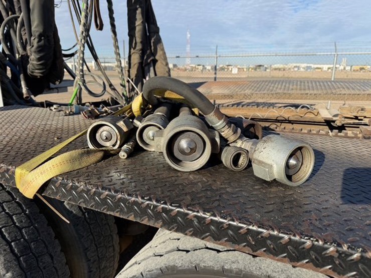 2014-kenworth-t800-image-11