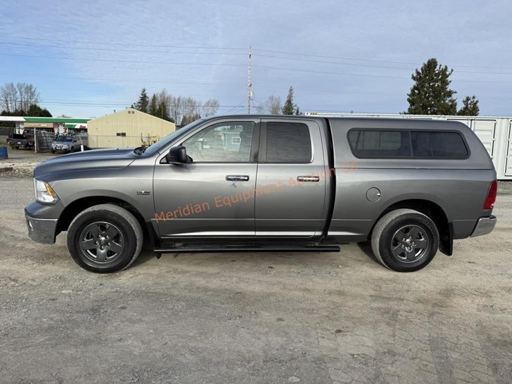 2011-dodge-1500-image-2